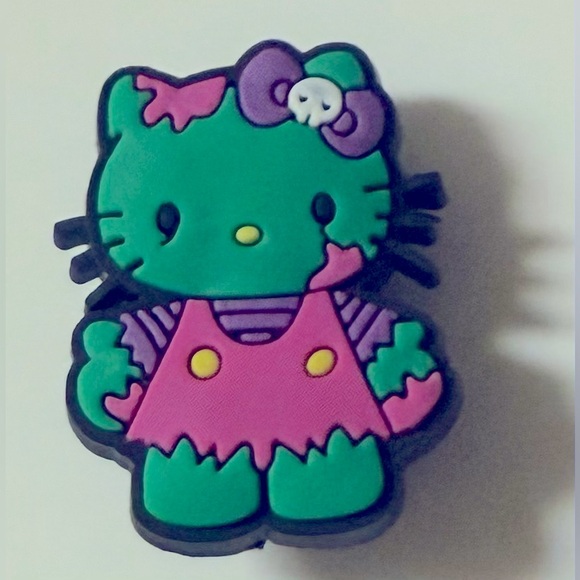 BOGO SALE NEW The Hulk Hello Halloween Kitty Croc Charm Jibbit Shoe Charm - Picture 1 of 11